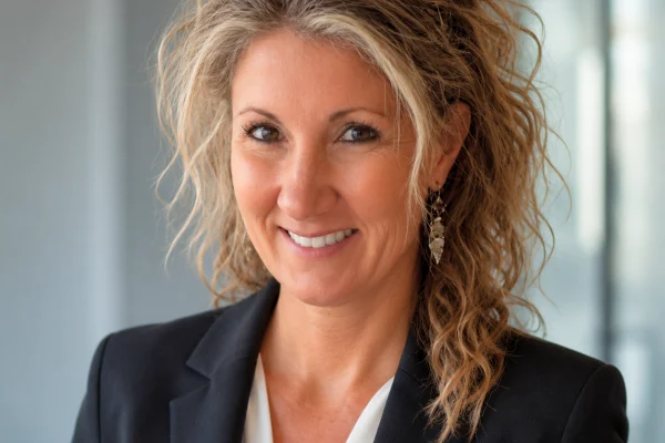Betsy Ewart joins Atlas Sign Industries as Vice President of Sales Strategy & Market Development